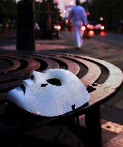 Article : Tonton, tata, discutons-en